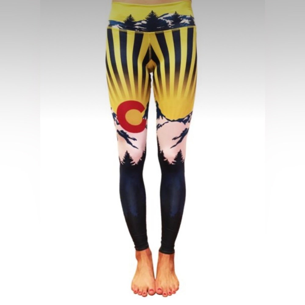 Colorado‎ Threads Leggings